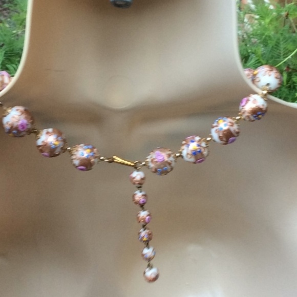 1920s ORIGINAL Venetian Murano Glass Beads/Earrings - Picture 5 of 9